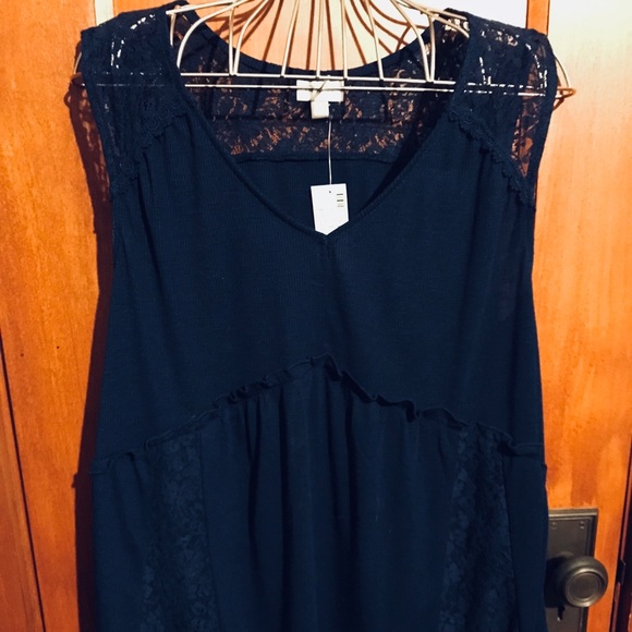 Avenue Tops - Cute Navy Blue sleeveless tunic